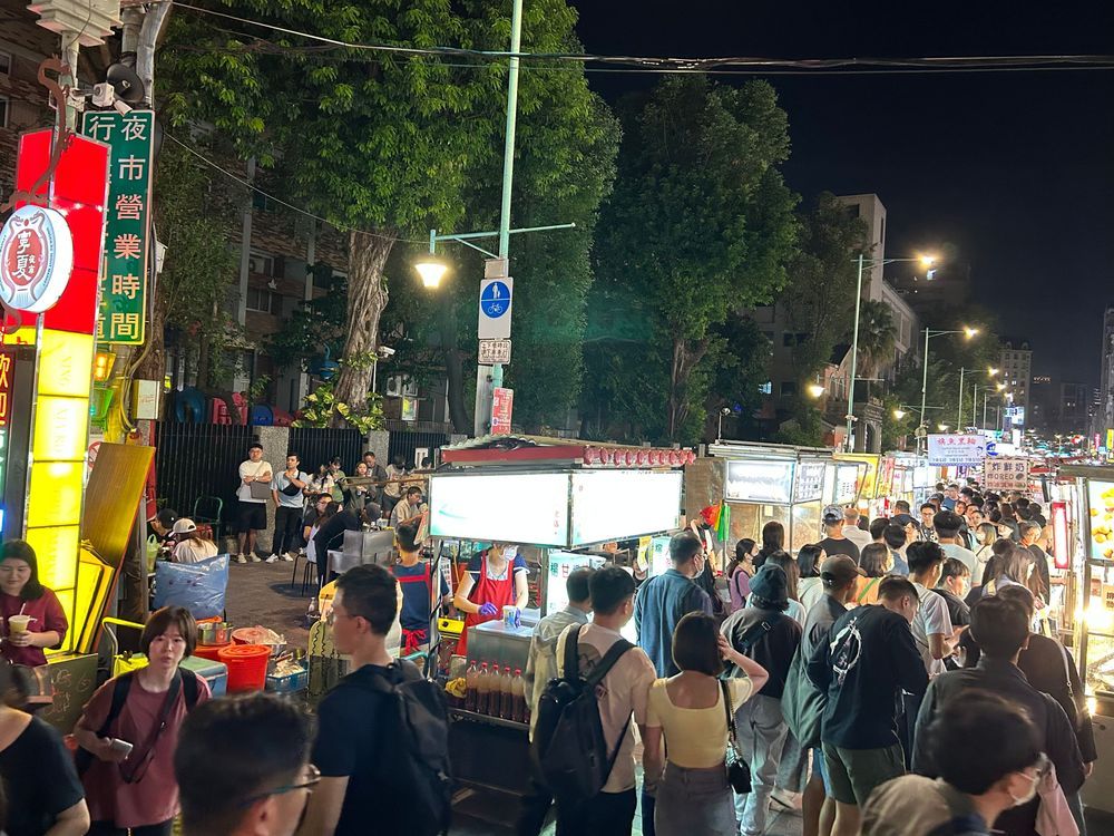 夜市漫遊 台北寧夏夜市與臨江街夜市