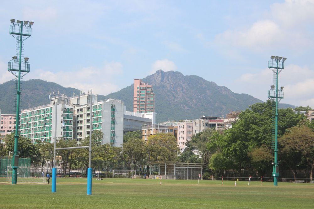 是香港鬧市旺角隔離行山 仲可以朝聖？