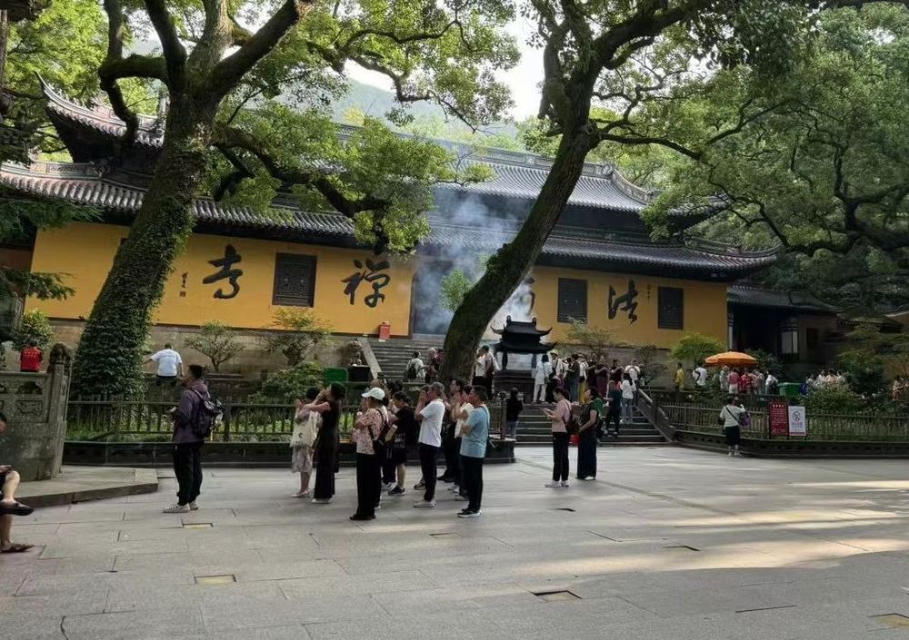 浙江省舟山的普陀山  自然與靈性的旅行指南