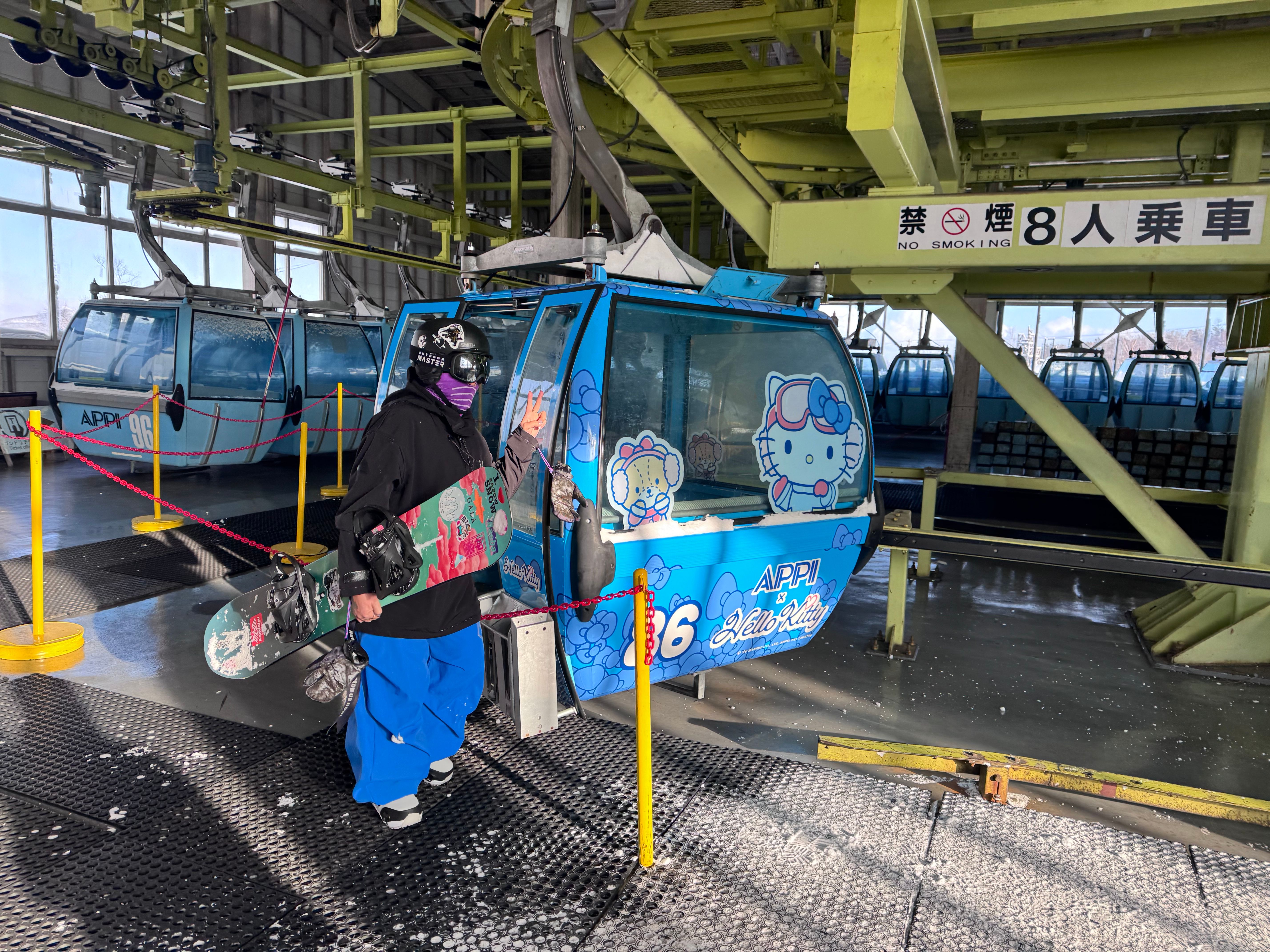 02 如果你好彩,可以撘到hello kitty Gondona.jpeg