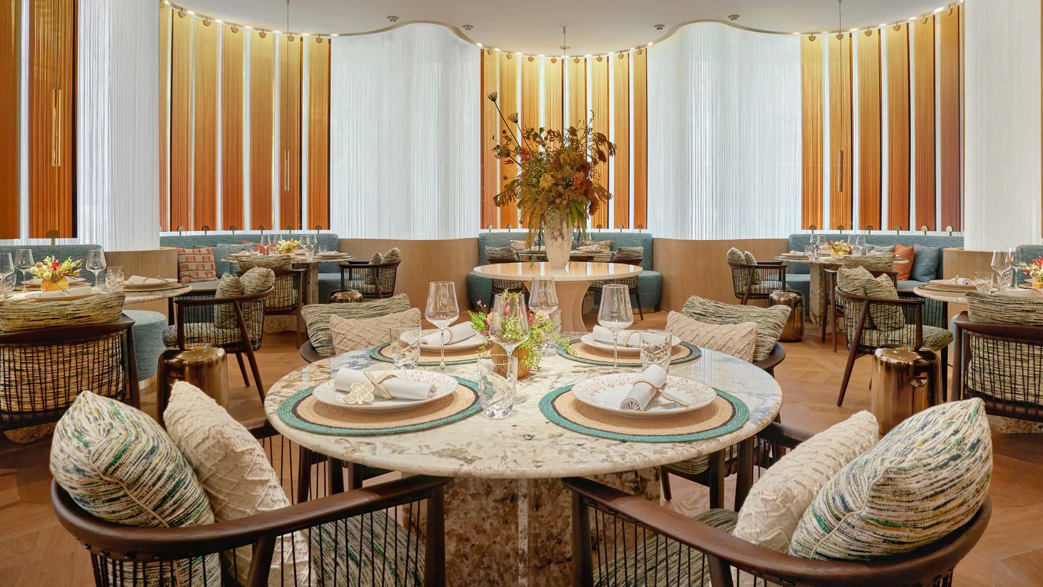 GAGGANLV 002.jpg