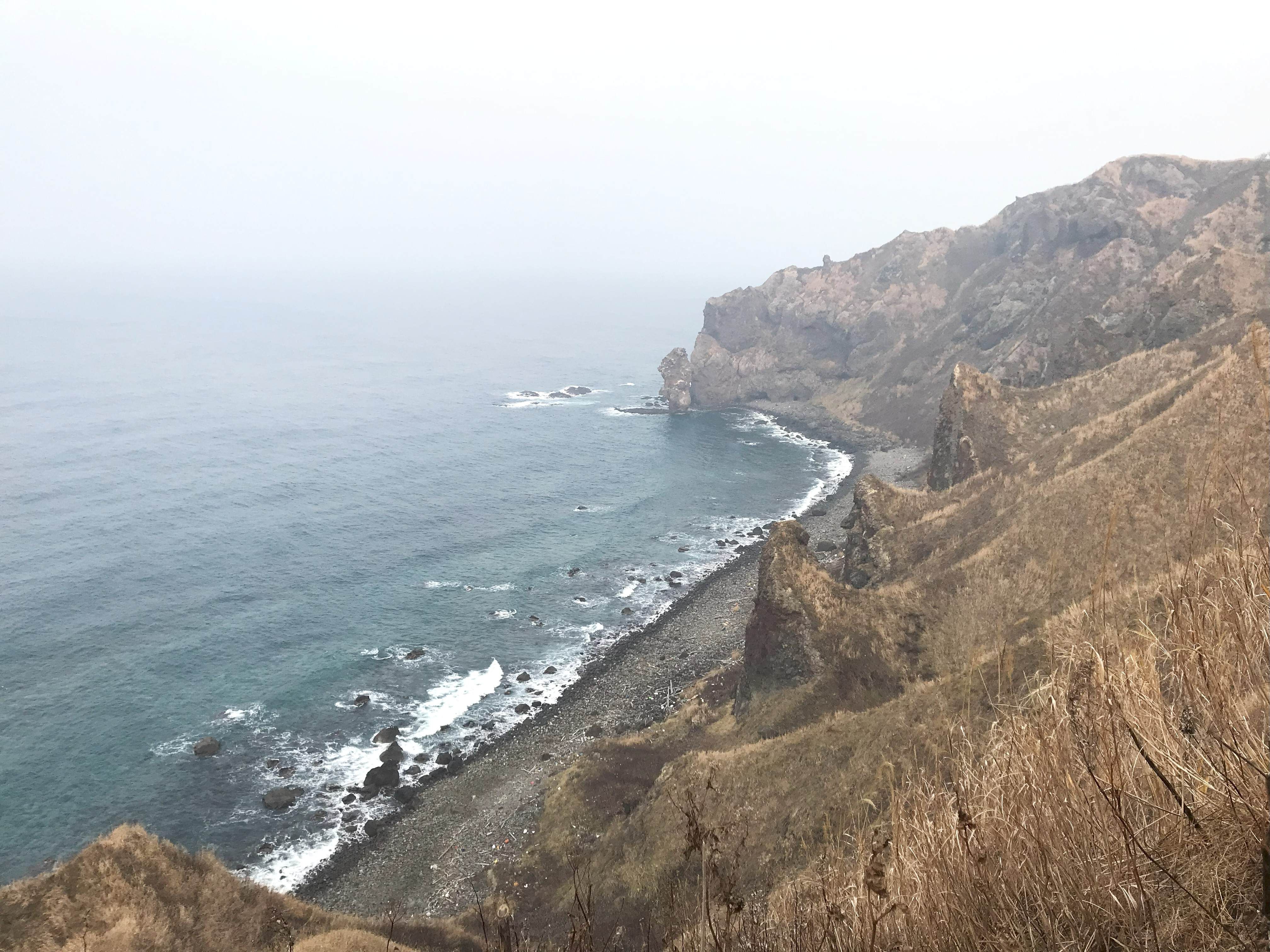 神威岬海岸線.jpg