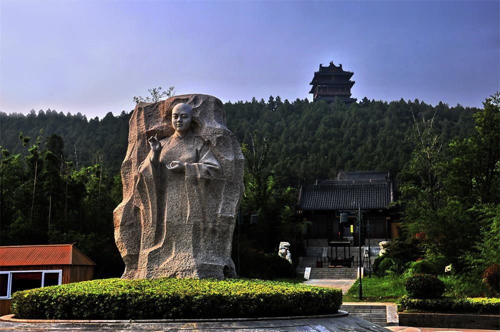攝影欣賞-竹林寺南門.jpg