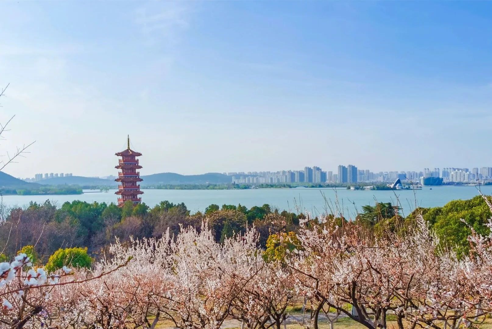 雲龍湖.jpg
